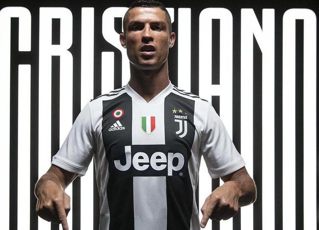 吕迪格的防守是站在那里干瞪嘛，比斯洛特先下课的估计是阿隆索