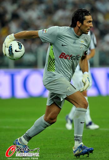 公牛伤病更新：杰伦·史密斯&赫尔特等缺阵，多苏穆计划复出