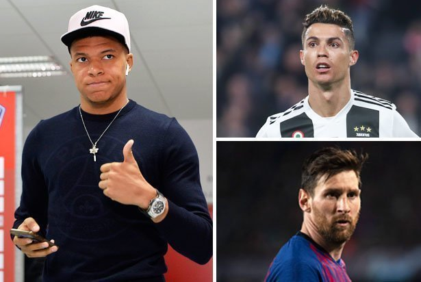 上海足协祝贺海港三连冠：上海足球史上已留下你们浓重的一笔