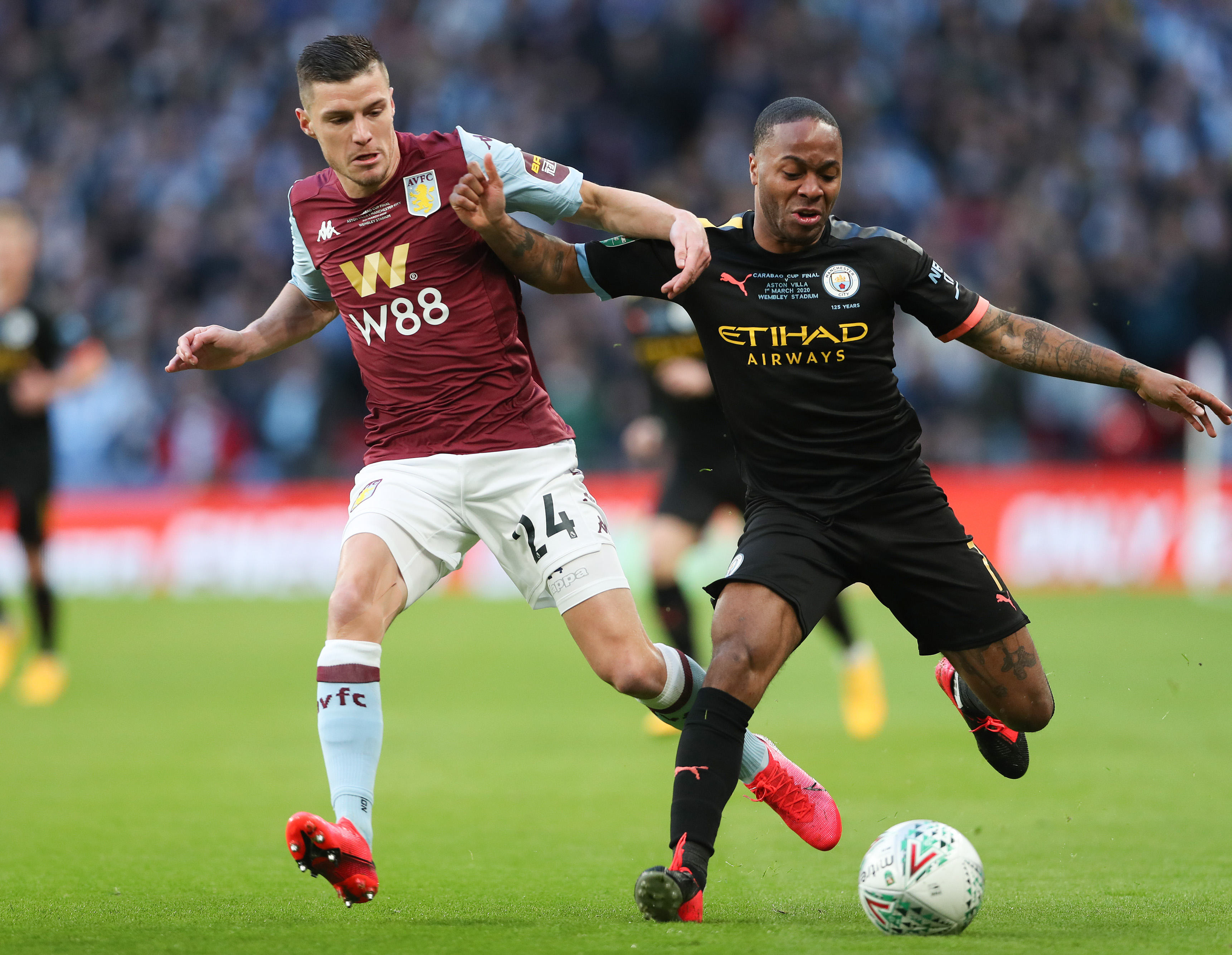 足球国足球员获赞：比赛态度专业