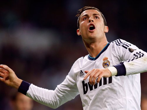 萨林杰真不行了？广东“三王炸”验货成功，朱芳雨被迫更换大外援